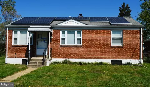 2420 Griffen St, Hyattsville, MD 20783