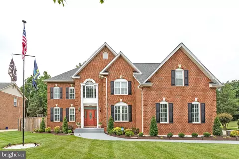 907 Raad Ct, Fort Washington, MD 20744