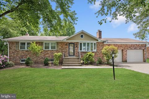 6601 Danford Dr, Clinton, MD 20735