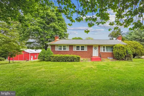 Exterior - 15200 Croom Rd, Brandywine, MD 20613 photo 4 of 25