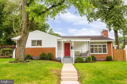 2301 Foster Pl, Temple Hills, MD 20748