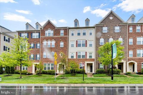8009 Greenbelt Station Pkwy #305F, Greenbelt, MD 20770