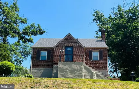 6405 Knollbrook Dr, Hyattsville, MD 20783
