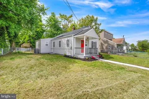 4921 Newton St, Bladensburg, MD 20710