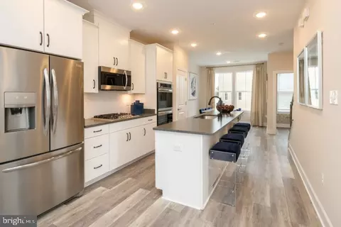 3574 Stella Blue Dr, Hyattsville, MD 20782