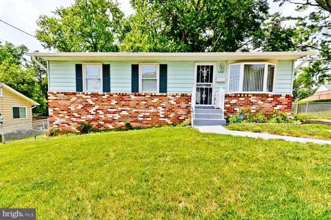 6808 Hastings Dr, Capitol Heights, MD 20743