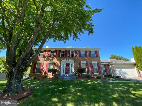 4002 Romsey Dr, Bowie, MD 20721