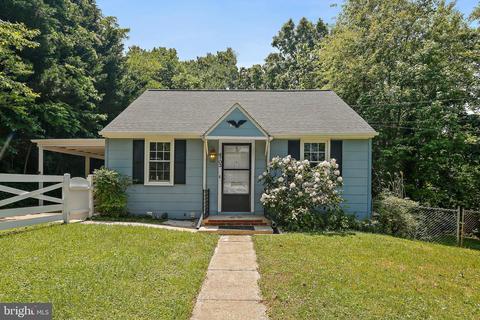 4703 Kiernan Rd, College Park, MD 20740