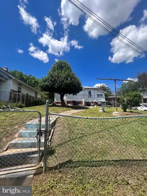 6305 Field St, Capitol Heights, MD 20743