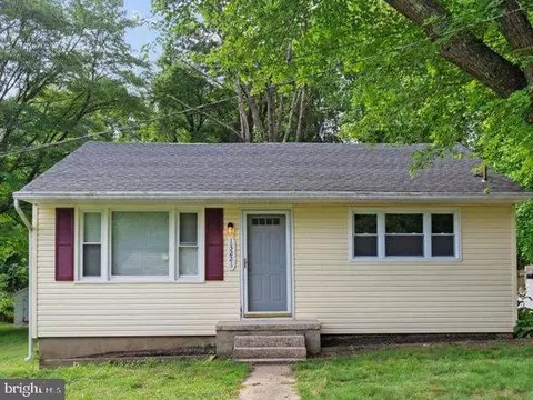 13221 Pine Rd, Bowie, MD 20720 photo 1
