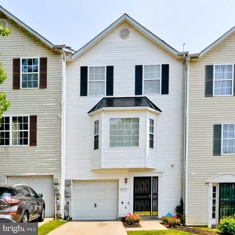 2565 Markham Ln, Hyattsville, MD 20785