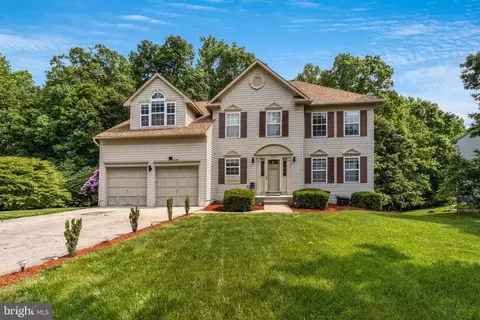 8808 Gladeside Dr, Clinton, MD 20735