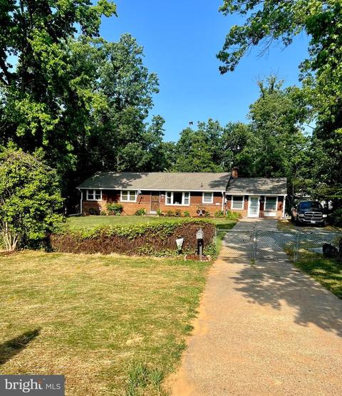 9720 Riggs Rd, Adelphi, MD 20783