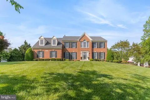 2301 Woodvale Ln, Bowie, MD 20721