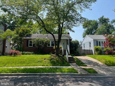 9740 51st Pl, College Park, MD 20740