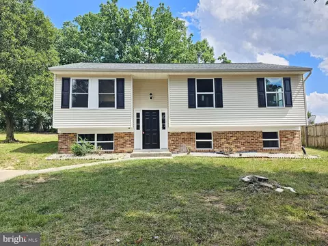 5305 Wiley St, Riverdale, MD 20737