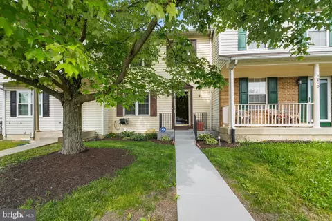 2817 Crestwick Pl, District Heights, MD 20747