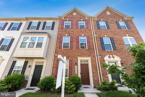 10517 Rawlins Ln, Upper Marlboro, MD 20772