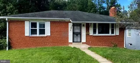 134 Cree Dr, Oxon Hill, MD 20745