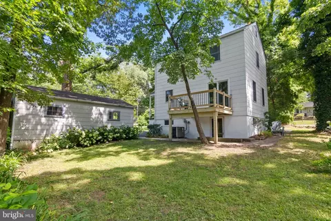 9106 Fowler Ln, Lanham, MD 20706 photo 8
