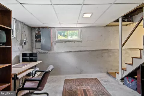 9106 Fowler Ln, Lanham, MD 20706 photo 31