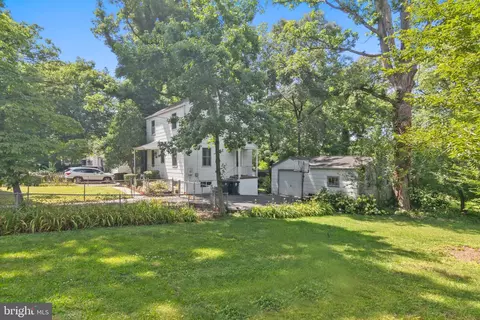 9106 Fowler Ln, Lanham, MD 20706 photo 5
