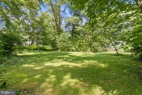 9106 Fowler Ln, Lanham, MD 20706 photo 9