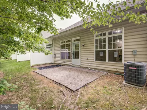 13142 Brooktree Ln, Laurel, MD 20707 photo 49