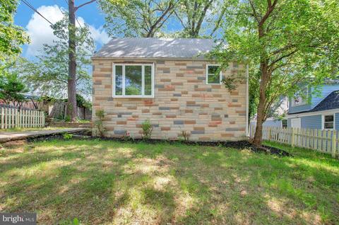 5703 63rd Ave, Riverdale, MD 20737