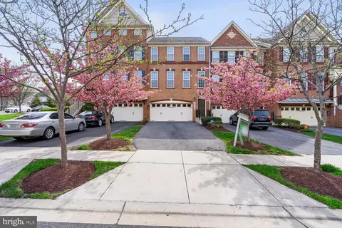 4010 Ranch Rd, Marlboro, MD 20772