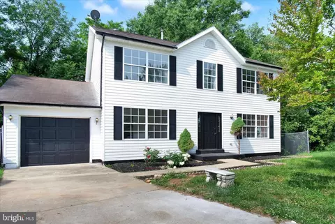 5003 Boydell Ave, Oxon Hill, MD 20745