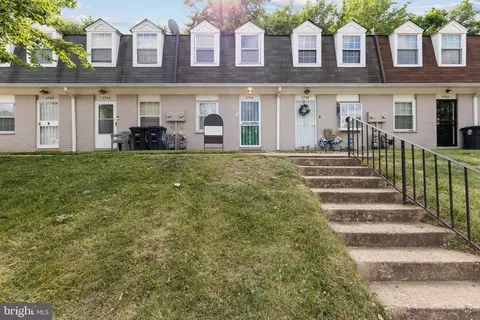 1746 Dutch Village Dr #0-376, Hyattsville, MD 20785