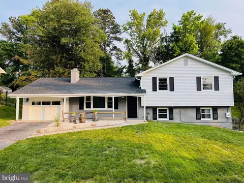 4703 Brinkley Rd, Temple Hills, MD 20748