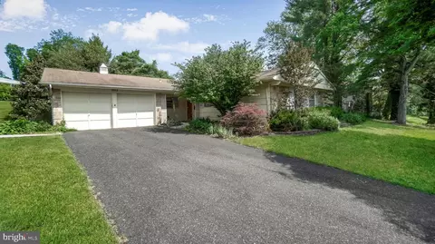 3012 Traymore Ln, Bowie, MD 20715