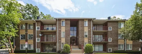 4705 Tecumseh St #302, College Park, MD 20740