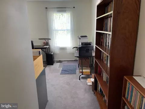 6817 Kerman Rd, Lanham, MD 20706 photo 29