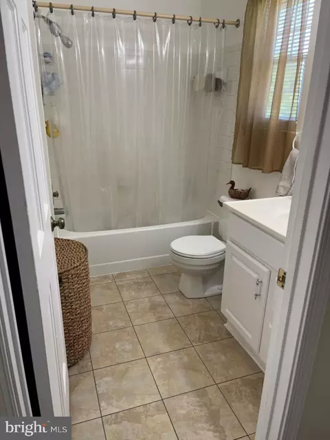 6817 Kerman Rd, Lanham, MD 20706 photo 37