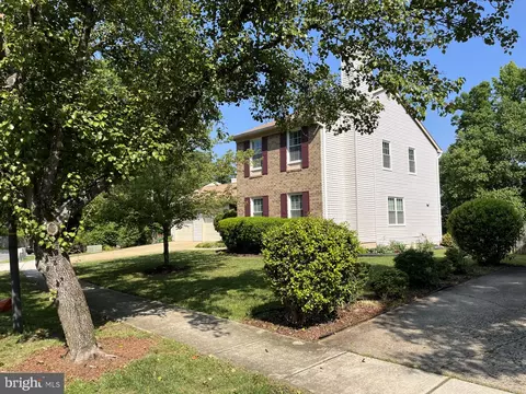 6817 Kerman Rd, Lanham, MD 20706 photo 2