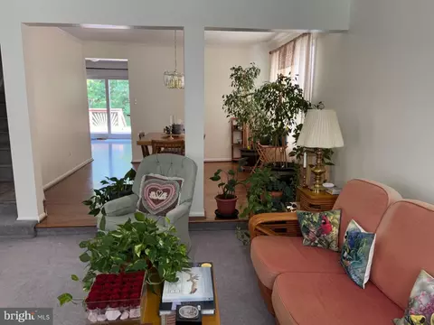 6817 Kerman Rd, Lanham, MD 20706 photo 6