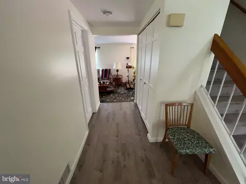 6817 Kerman Rd, Lanham, MD 20706 photo 4