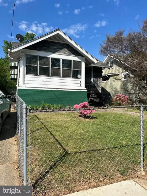 3724 40th Ave, Brentwood, MD 20722