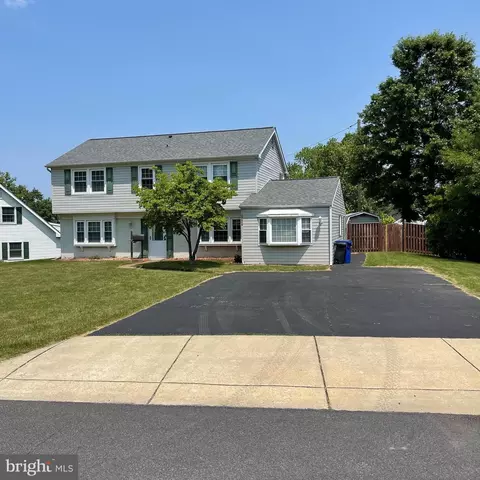12810 Kemper Ln, Bowie, MD 20715