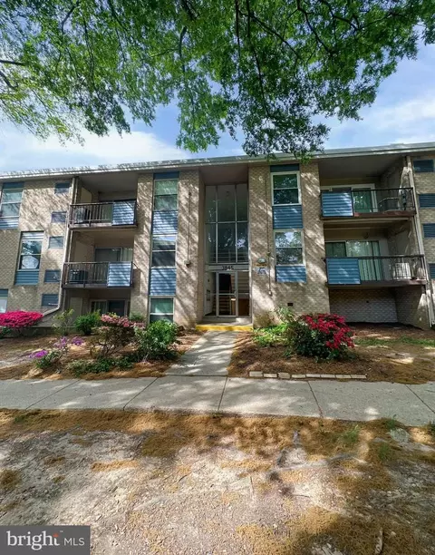 3845 Saint Barnabas Rd #101, Suitland, MD 20746