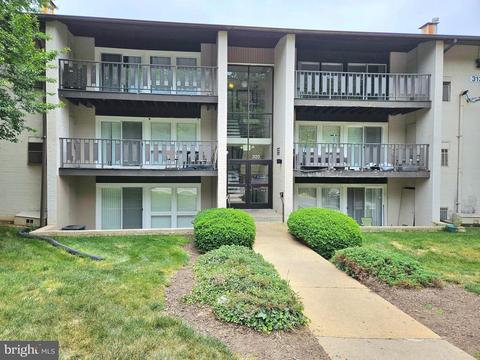 3120 Brinkley Rd #3203, Temple Hills, MD 20748