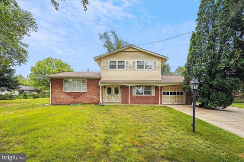 11006 Phillips Dr, Upper Marlboro, MD 20772