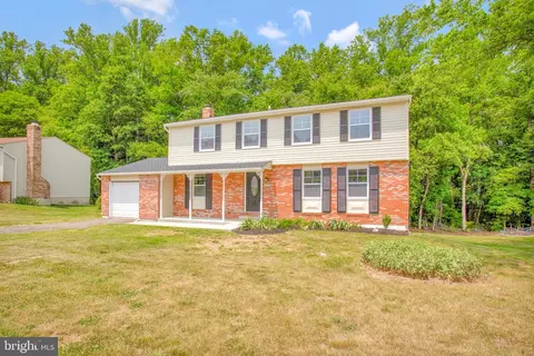 6608 Killarney St, Clinton, MD 20735