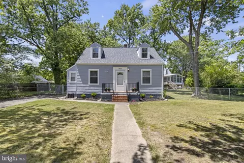 4703 Beauford Rd, Morningside, MD 20746