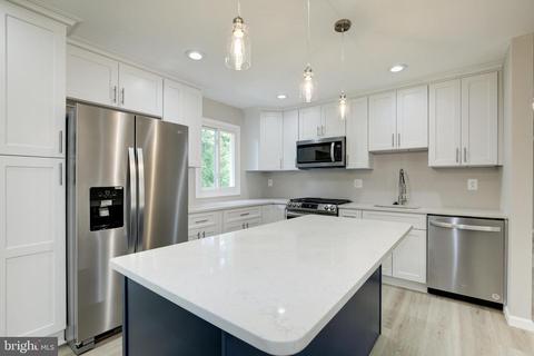 3809 Halloway Cir, Upper Marlboro, MD 20772