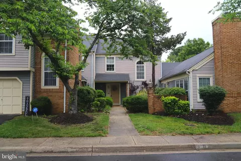4704 Colonel Ashton Pl #422, Upper Marlboro, MD 20772