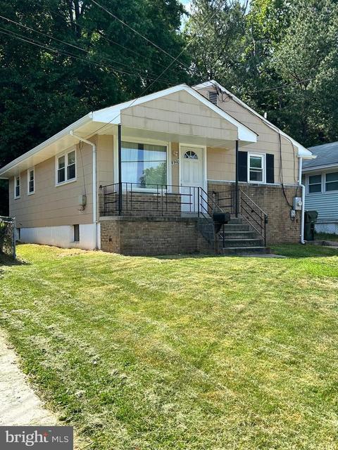8900 34th Ave, College Park, MD 20740